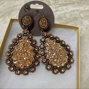 Bronze colored earrings with Pave crystals at top
